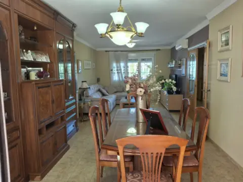 Casa en Zona de la Estación-Bulevar