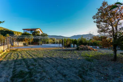 Chalet en Puente Jontoya-Puente de la Sierra
