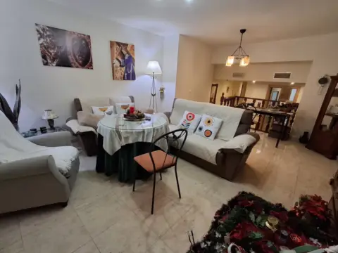 Piso en San Ildefonso-Barrio de la Catedral