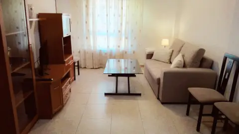 Apartamento en calle de Millán de Priego