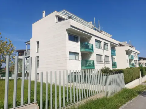 Piso en Urbanización Arquera-Golf