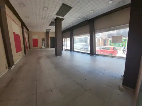 Local comercial en Barrio Alto