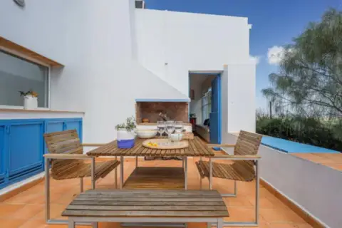 Chalet en Urbanización Alondra