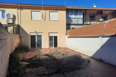 Chalet adosado en Avenida de Madrid