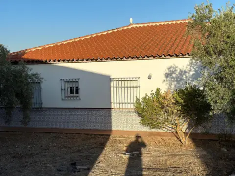 Chalet rústico en Huertas del Río