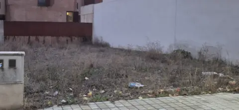 Terreno en calle de San Carlos del Valle