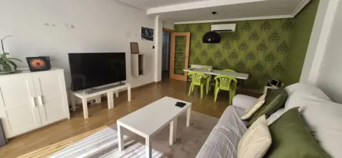 Casa en calle Melias