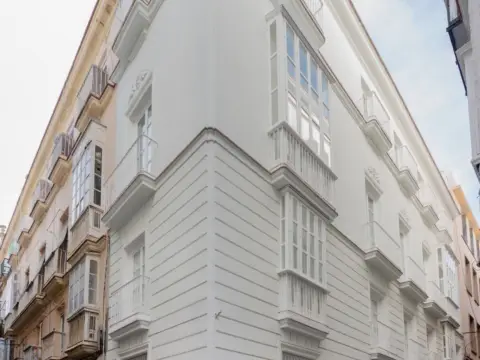 Piso en calle de Rafael de la Viesca