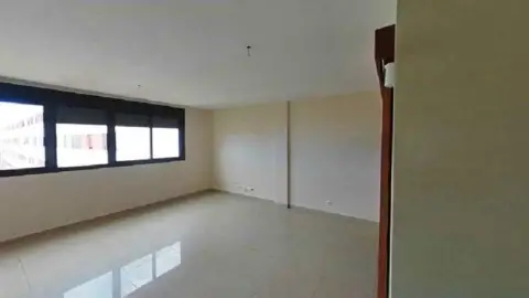 Piso en calle Jose M Miralles Sall Poeta