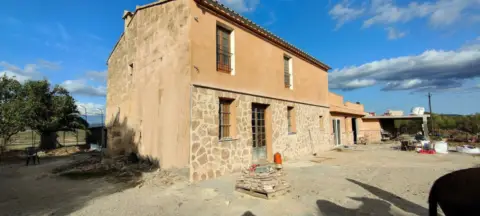 Casa rústica en Camí de Can Capó, 55