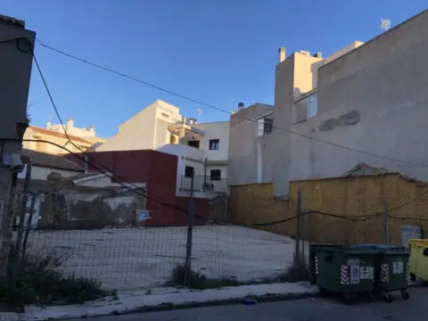 Terreno en calle del Embudo