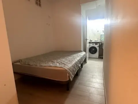 Estudio en Avenida de Eugenio Domínguez