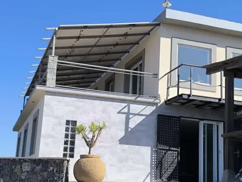 Chalet unifamiliar en calle de la Tablada