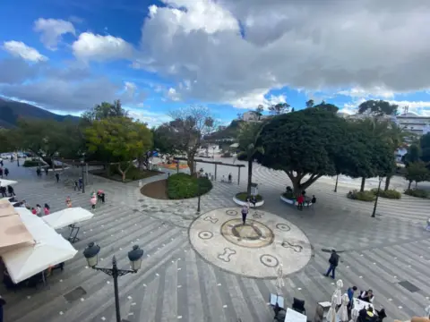 Pis a Plaza Virgen de la Peña