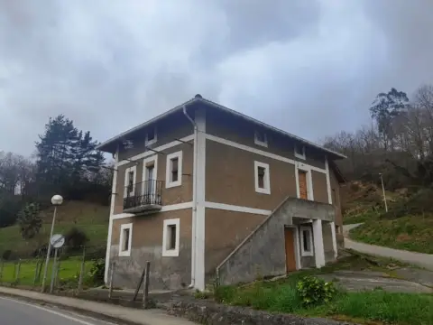 Casa en calle de Arangoiti