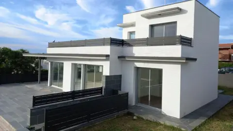 Chalet en Carrer de Can Calella