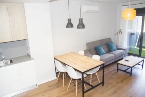 Piso en Avenida de la Ilustración, 101