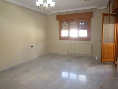 Piso en calle del Olivarillo