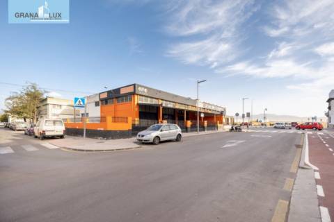 Commercial space in San Cayetano