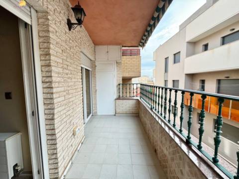 Apartment in Paseo Maritimo