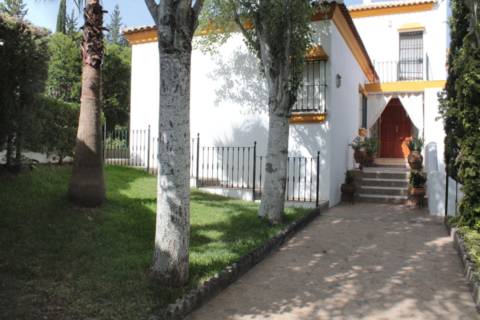 Chalet in Cazalla de La Sierra