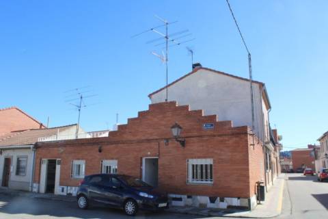Terraced house in calle de Federico García Lorca