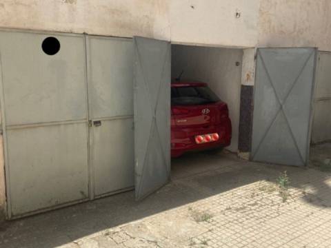 Garage in Albacete