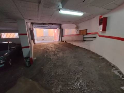 Garaje en Centro Histórico-La Merced