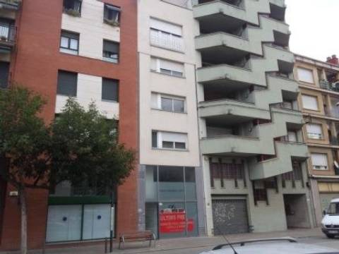 Commercial space in Carrer de Joaquim Vayreda, 24