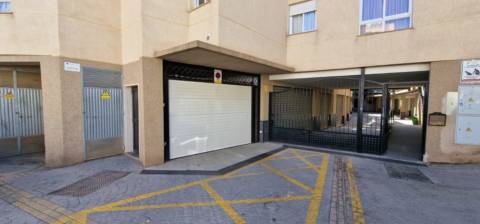 Garaje en Avda. de Andalucía