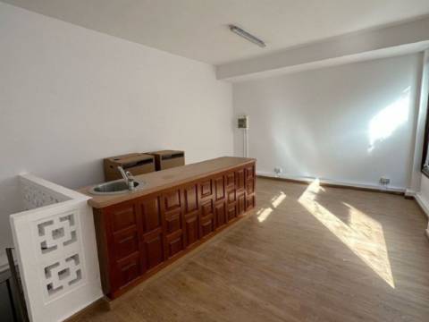 Commercial space in calle Esquivel, 12