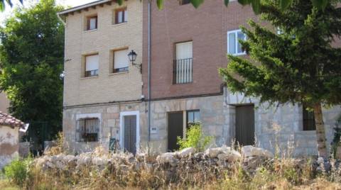 Casa adosada en calle de Burgos