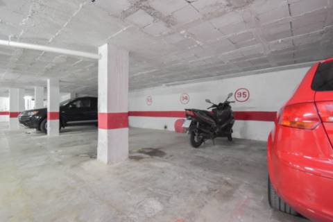 Garatge a Parque Nueva Granada