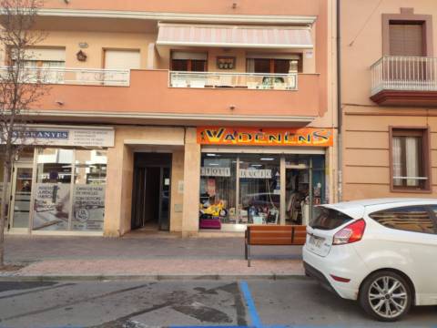 Local comercial en Carrer de Pere Badia