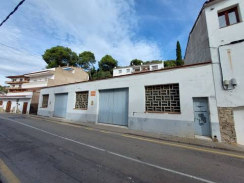 Parking caravanas Plazas de garaje en alquiler en Girona Provincia