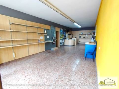 Local comercial a calle Sant Vicent, nº 17