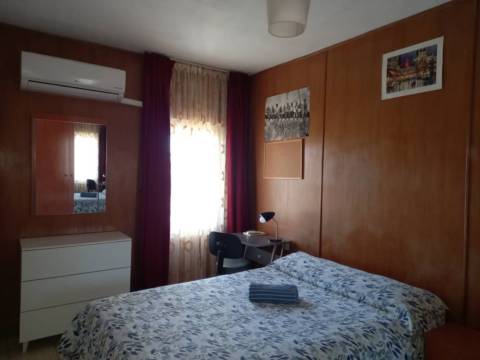Room in Pasaje de Teba, 17
