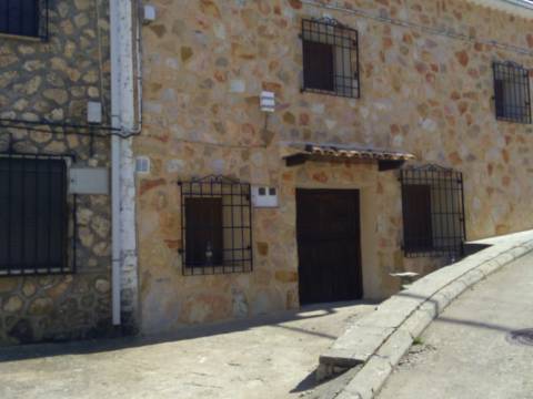 Terraced house in calle Fragua, 4