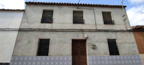 Casa rústica en calle de Ramón y Cajal, 23