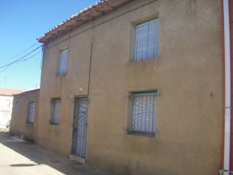 Rustic house in Camino de las Colinas, 17