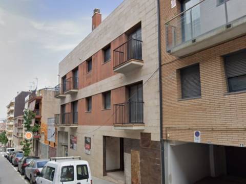 Edificio en Carrer de Josep Carner, 18