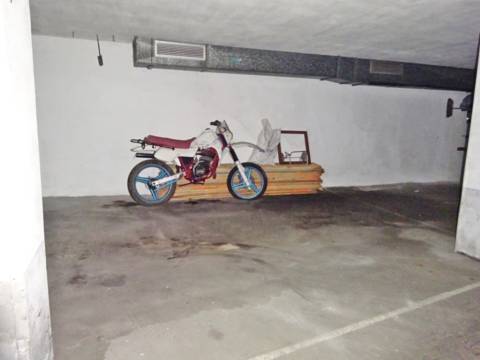 Garaje en calle de Pablo Iglesias