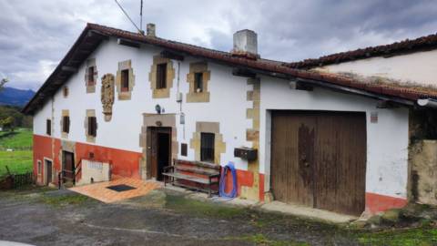 Casa unifamiliar en Barrio de Gaztelua, 7