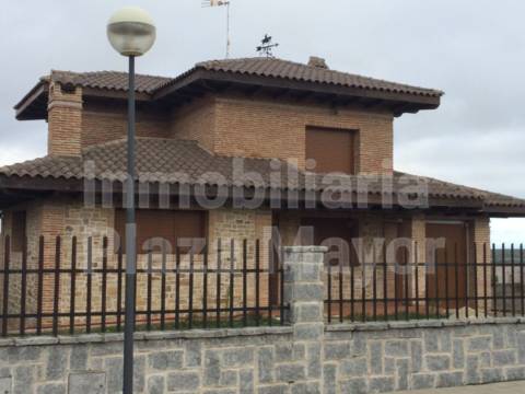 Single-family house in Pedraza de Alba