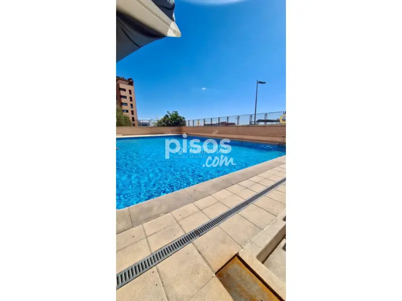 Piso en calle Puerto de Pozazal