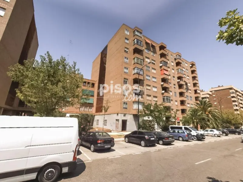 Piso en Actur-Rey Fernando