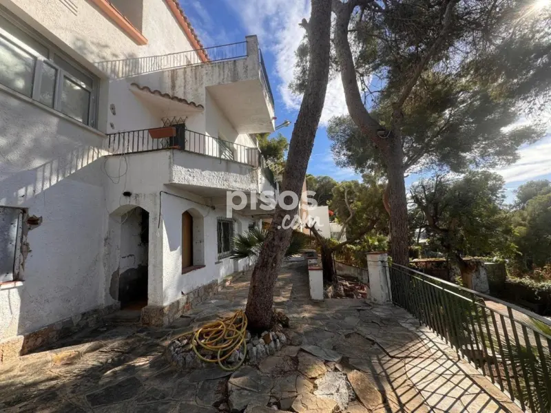 Chalet en venta en Passeig de Bellavista, cerca de Avinguda de Bellamar