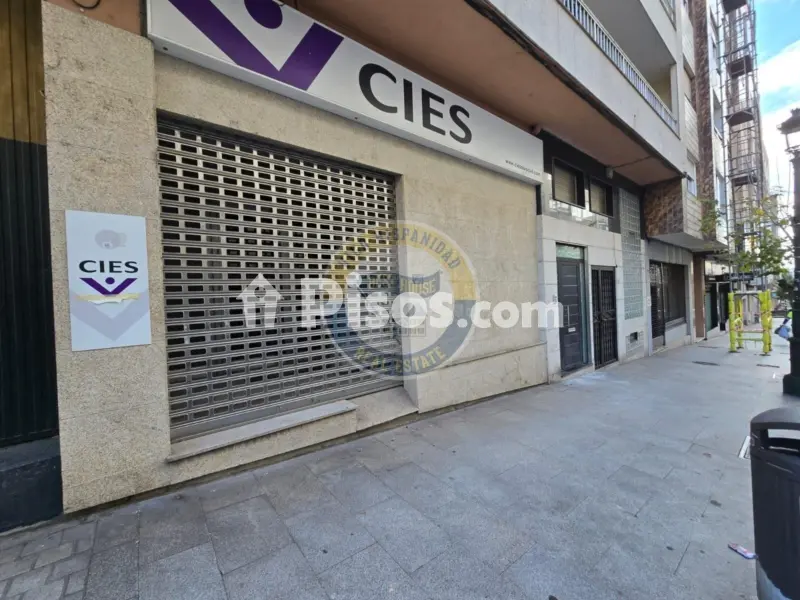 Local comercial en calle de Zaragoza