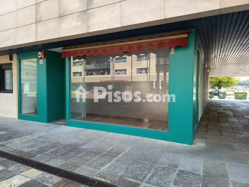 Local comercial en Avenida de Pamplona