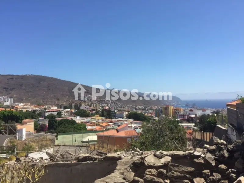 Terreno en calle Agustin Miralles Carlo